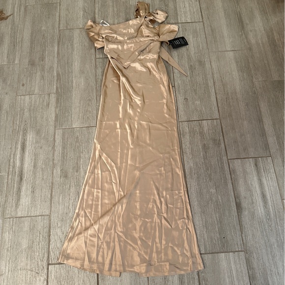 Retrofete Ester Satin Maxi Dress Halter Open Back Nude - Picture 2 of 4